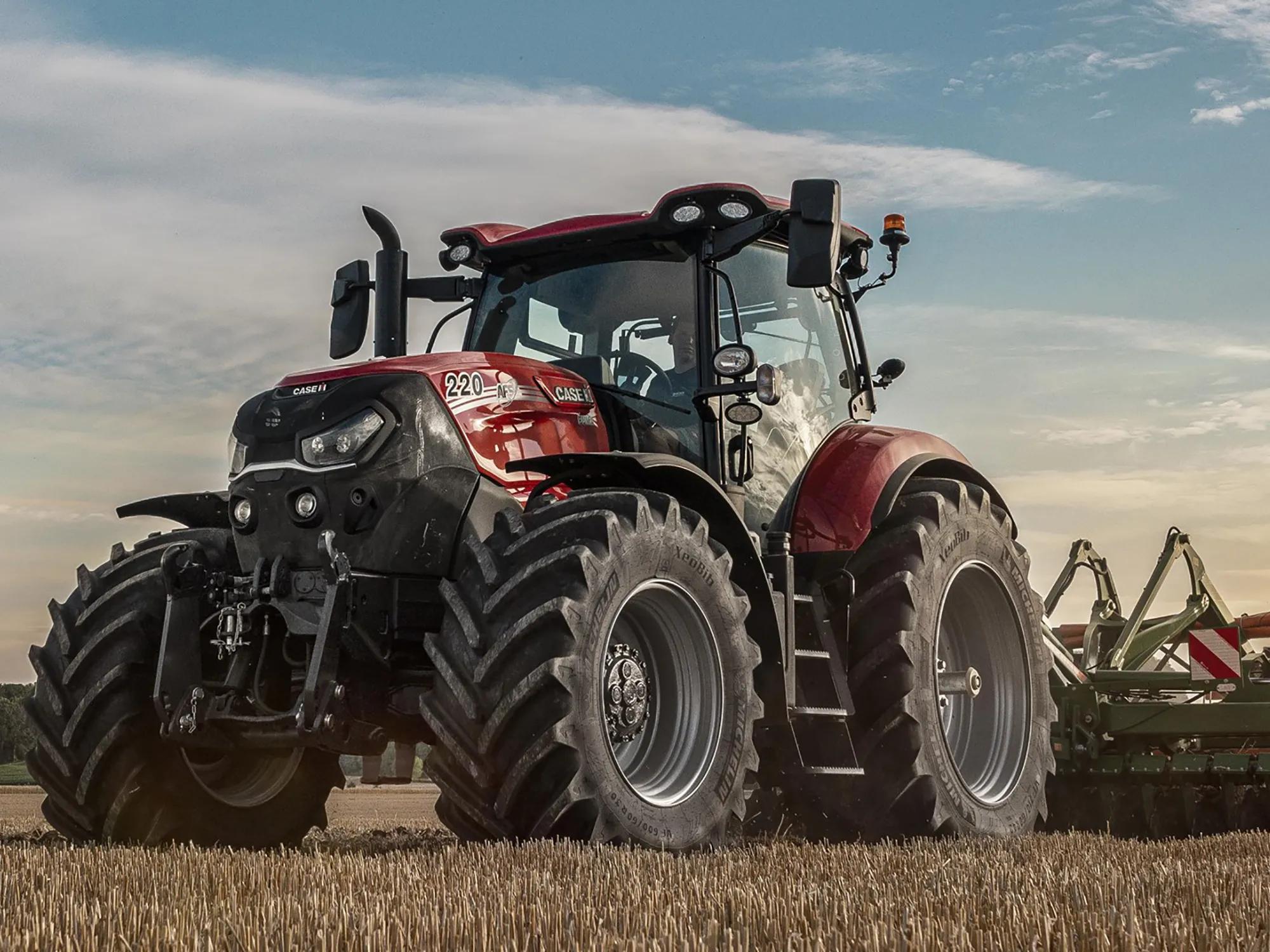 Case IH Puma 220 — трактори